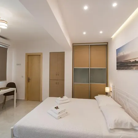 Lägenhetshotell Bounatsa & Nidhrion