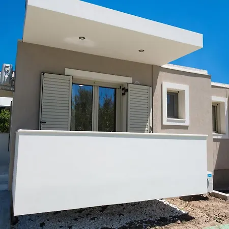 Lägenhetshotell Bounatsa &