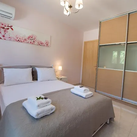 Bounatsa & Nydri (Lefkada)
