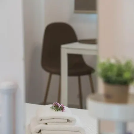 Bounatsa & 4* Нидри